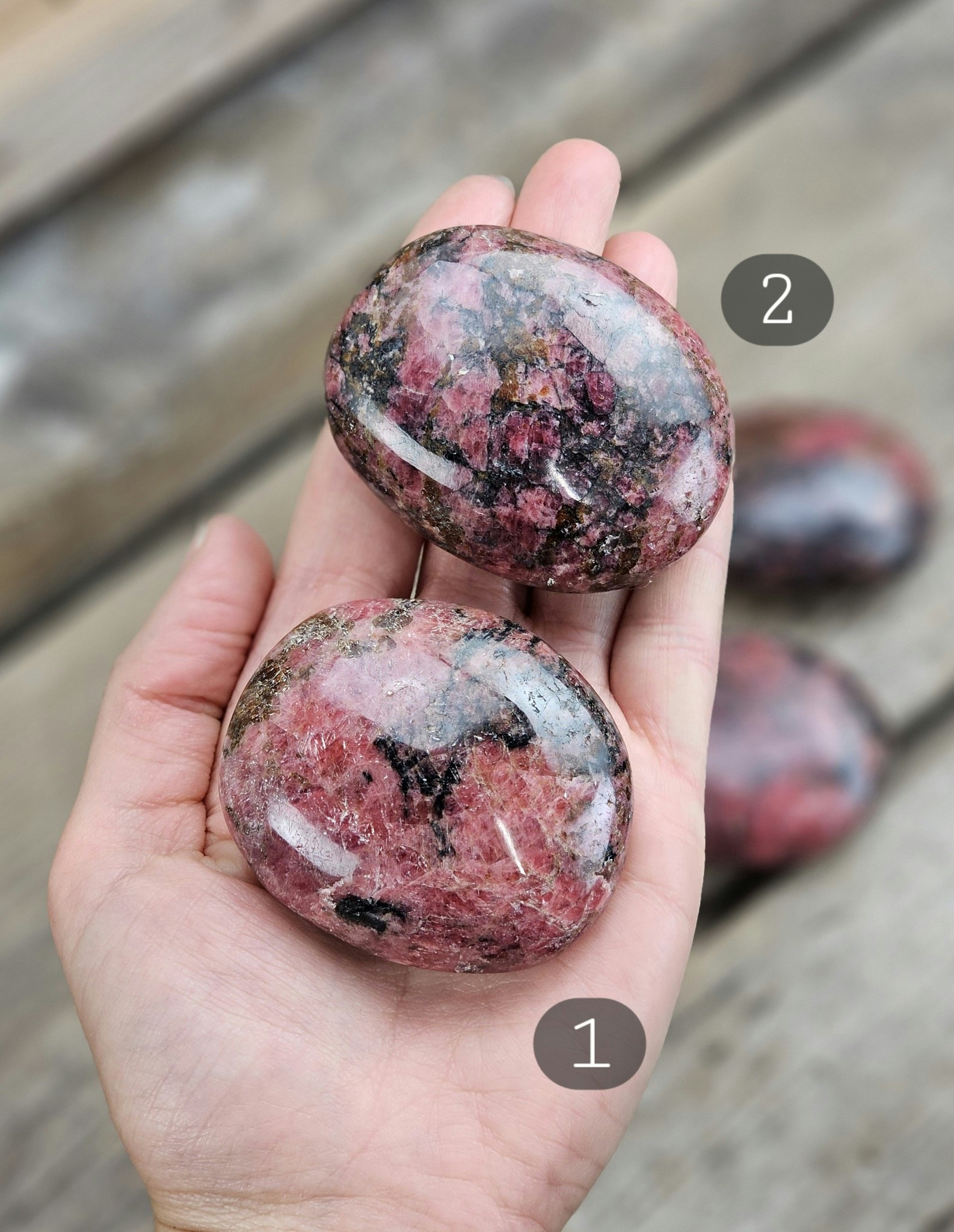 Rodonit, stor touchstone #1-4