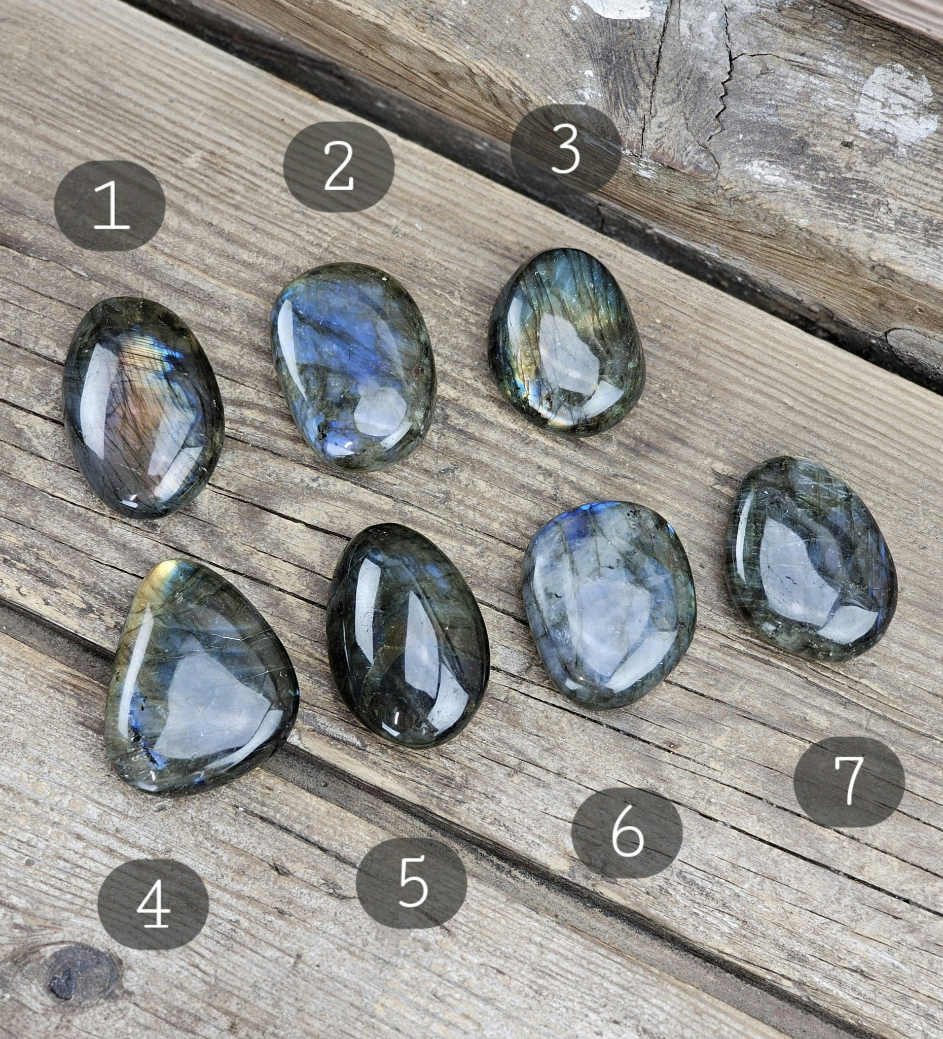 Labradorit, touchstone #1-7