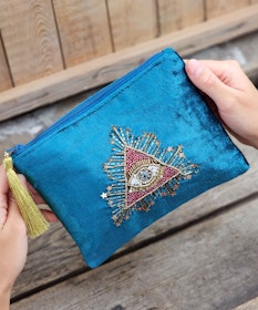 Broderad necessär, Eye of Providence