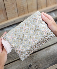 Broderad necessär, Flower Of Life