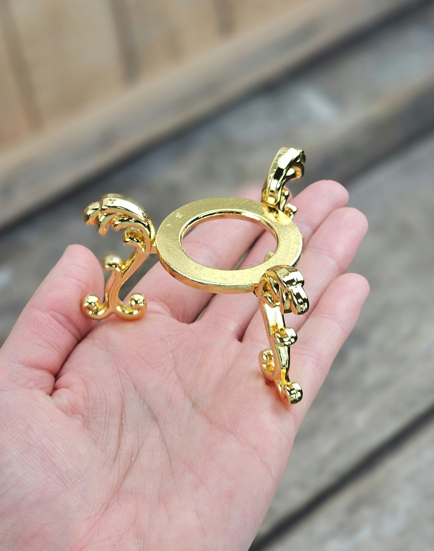 Klotställ elegant, guld stor