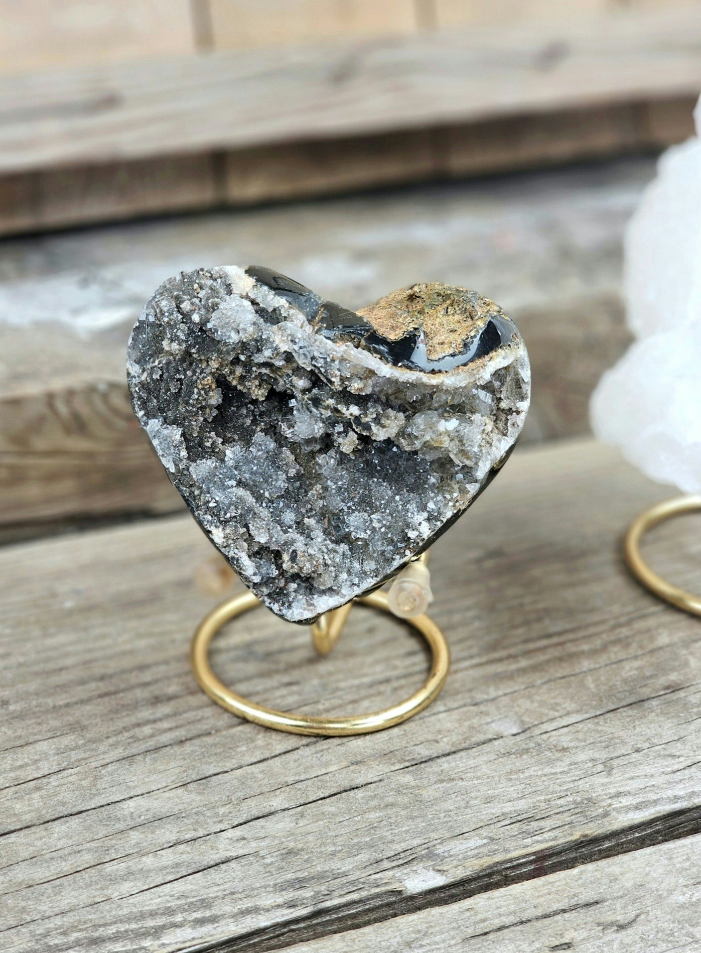 Metallställning för kristaller/fossiler, guld