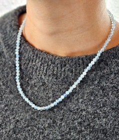 Akvamarin, halsband 4mm facetterade pärlor 925s.
