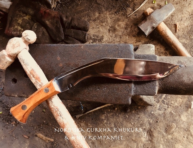 MK 3 Khukuri kniv, gurkha kukri knivar, nordiska gurkha, handsmidda i nepal för bushcraft, jakt, militär, friluftsliv, camping. heritage knives.