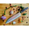 santoku kniv, japansk kockkniv kökskniv av kolstål, handsmidda i nepal för nordiska gurkha i sverige. kock kniv.