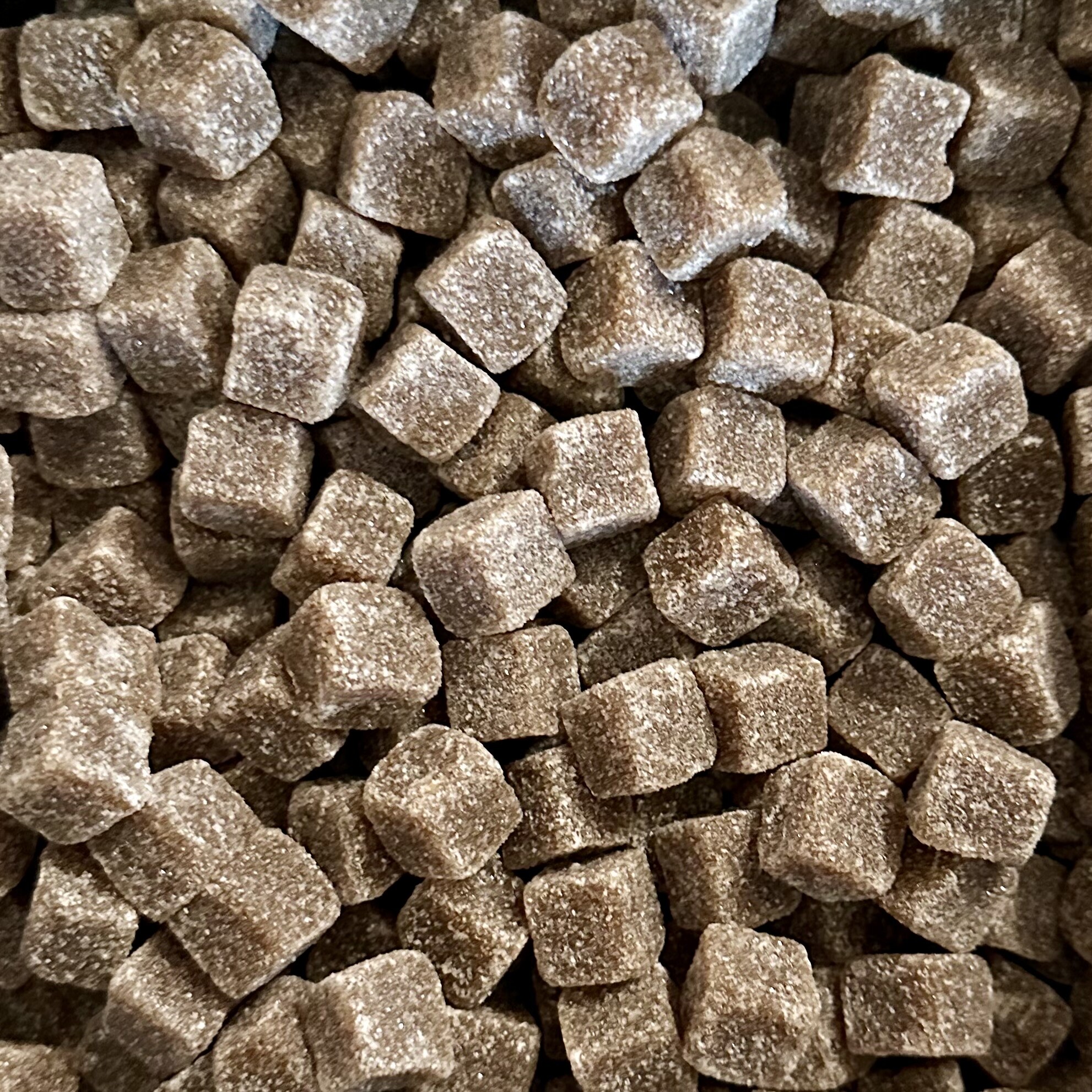 Griotten - skumlakrits strösslade med socker