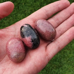 Rhodonit, Cuddle stones