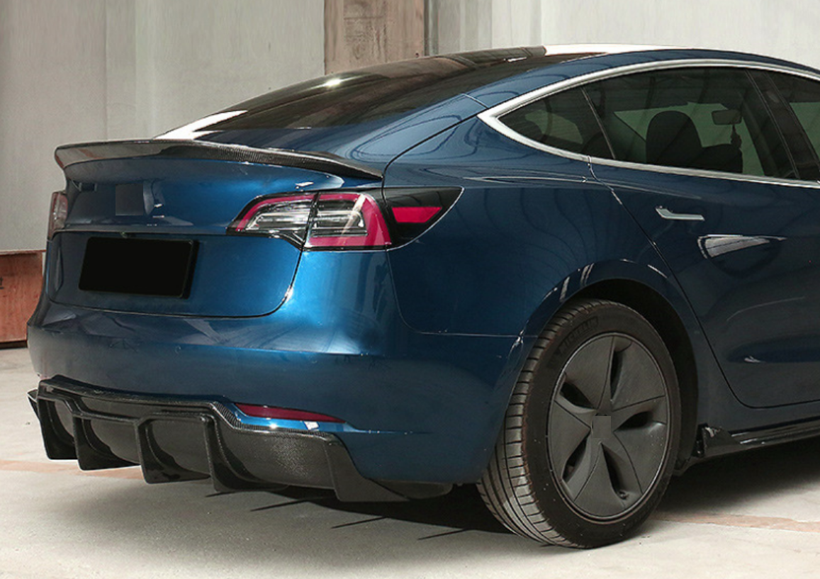 Bodykit V-style till Tesla Model 3