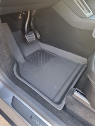 Gummimattor Model Y Juniper XPE