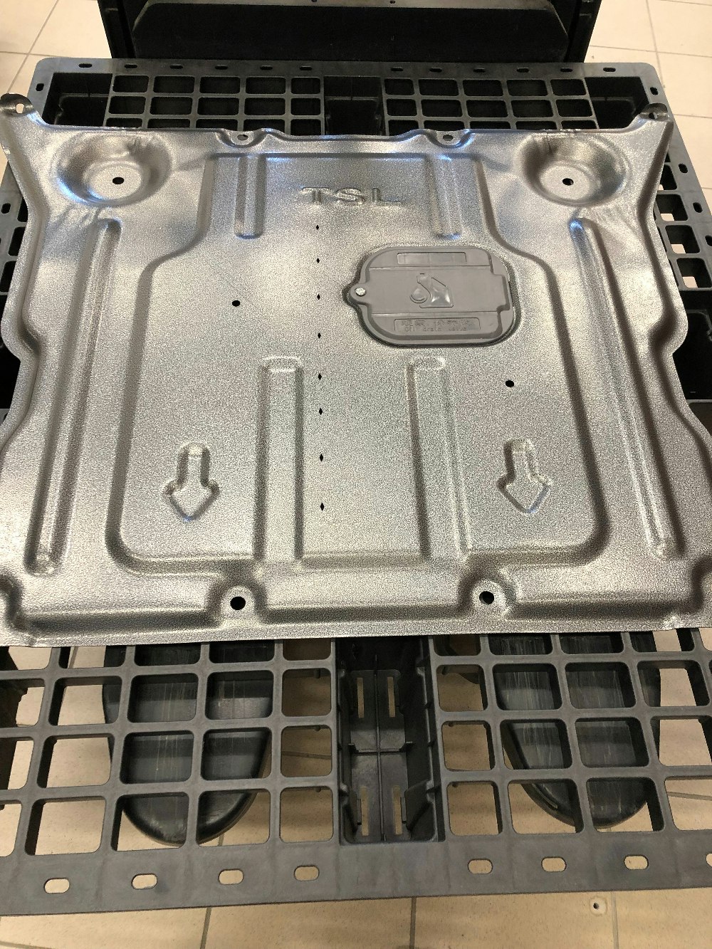 Off Road paket Model Y