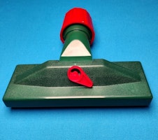 Nozzle for vacuum cleaner for Billiard cloth