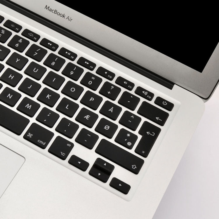 MacBook Air 13 tum (mitten 2013) - BEG - GOTT SKICK - OLÅST