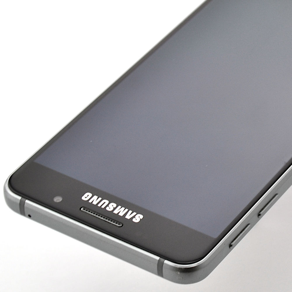 Samsung Galaxy A3 (2016) 16GB Svart - BEG - GOTT SKICK - OLÅST