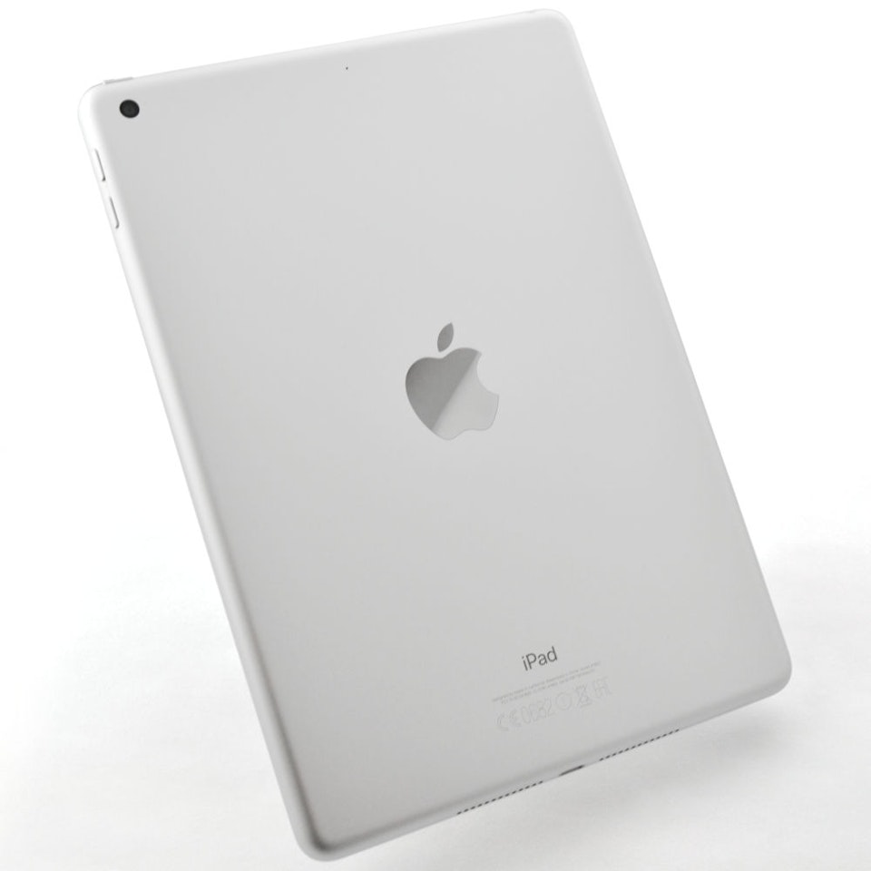 Apple iPad 5:e Gen (2017) 32GB Wi-Fi Silver - BEGAGNAD - GOTT SKICK