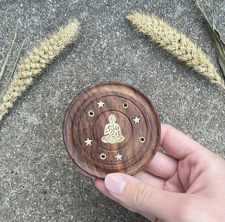 Rökelsehållare för pinnar med buddha emblem