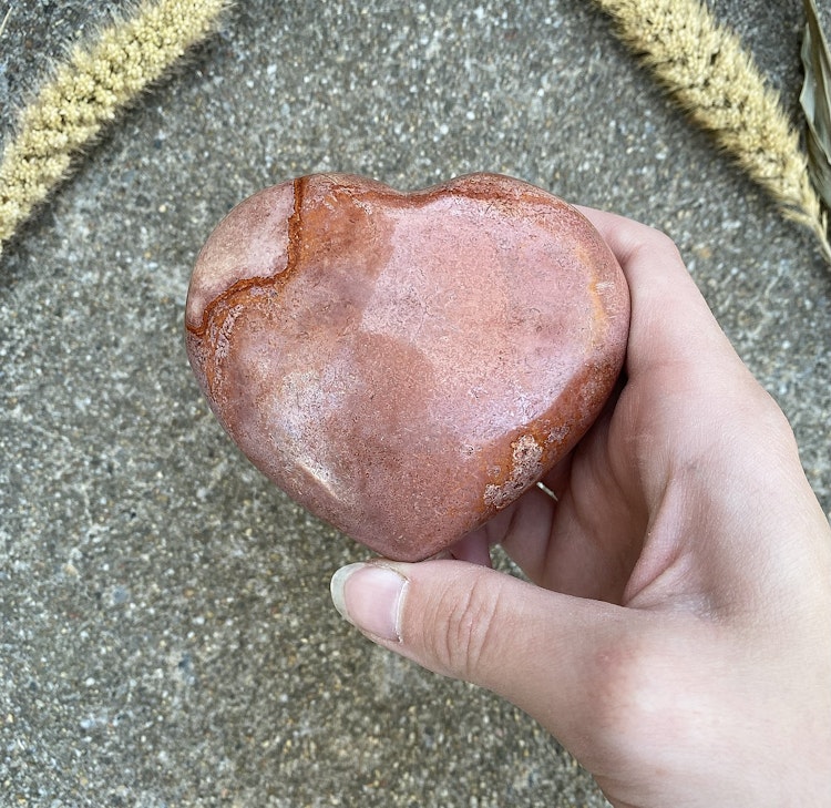 Hjärta av polykromjaspis