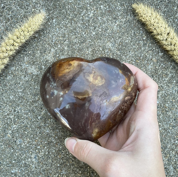 Hjärta av polykromjaspis