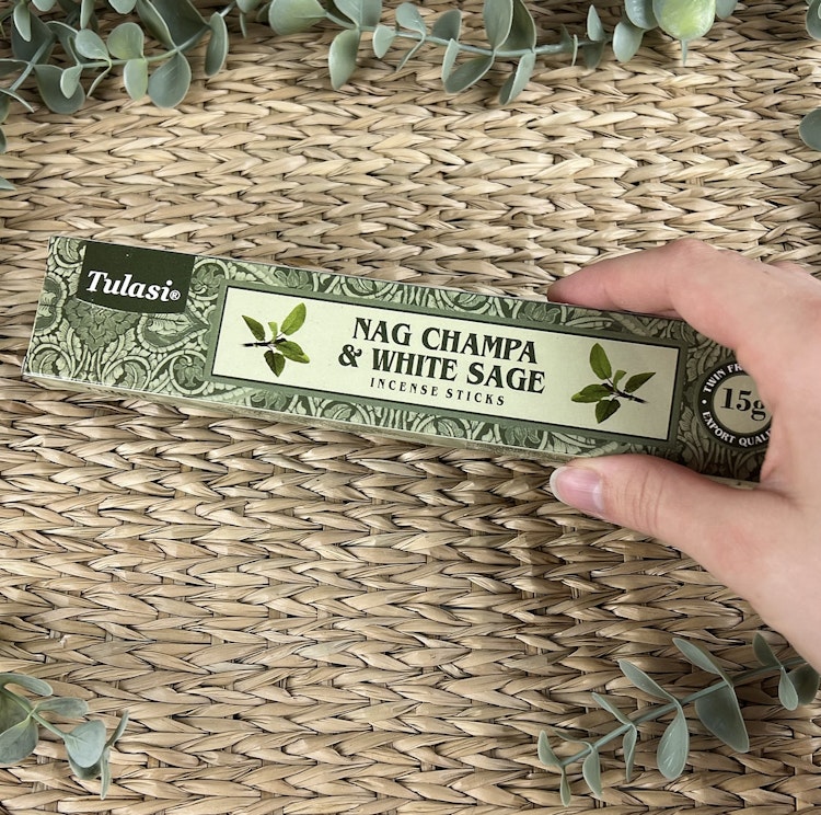 Vit Salvia/Nag Champa rökelsepinnar (Tulasi)