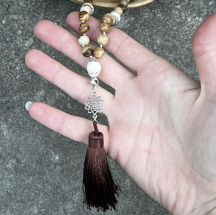 Mala halsband (handknuten) Bildjaspis & Vit matt jaspis