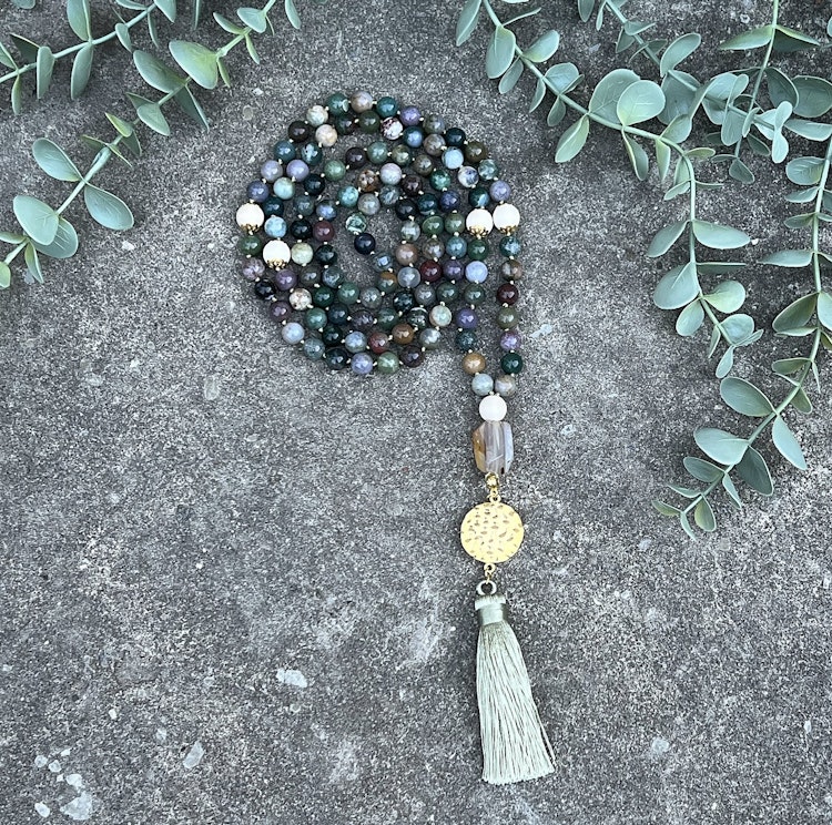 Mala halsband (handknutet) Indisk agat & Vit matt jaspis