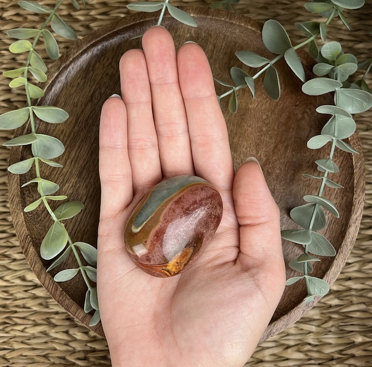 Polykromjaspis meditationssten (handsten) S