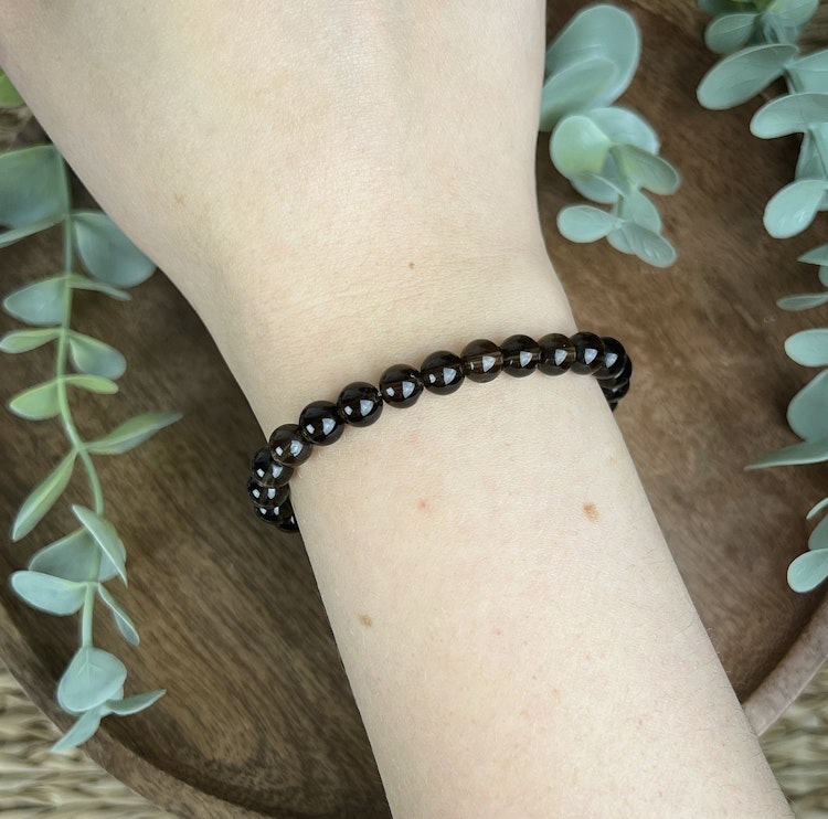 Stenarmband av rökkvarts (6 mm) B