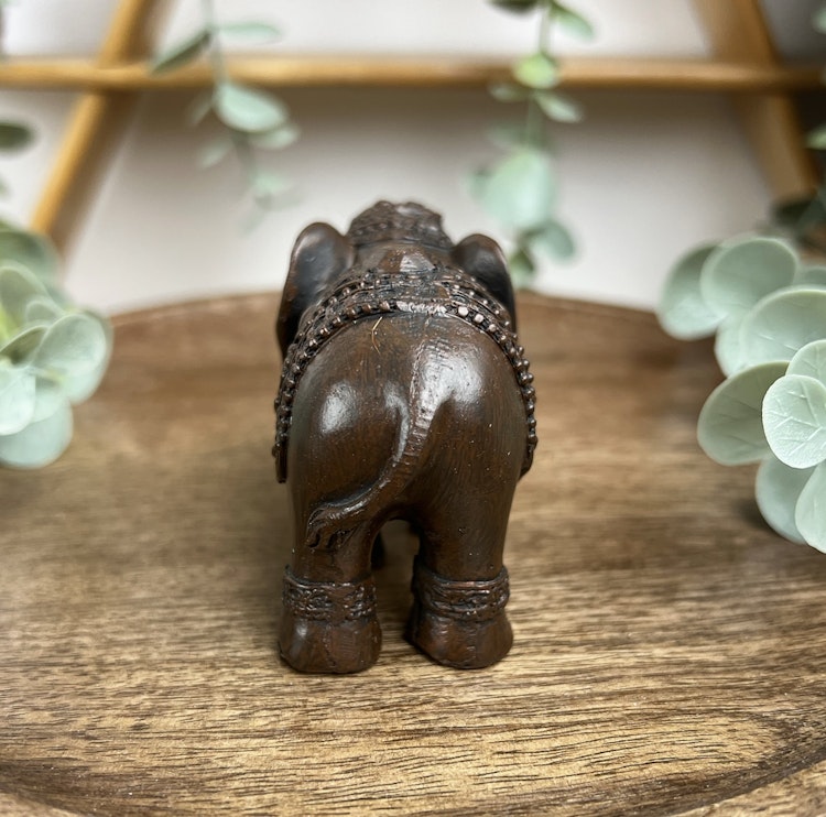 Rökelsehållare för rökelsepinnar elefant
