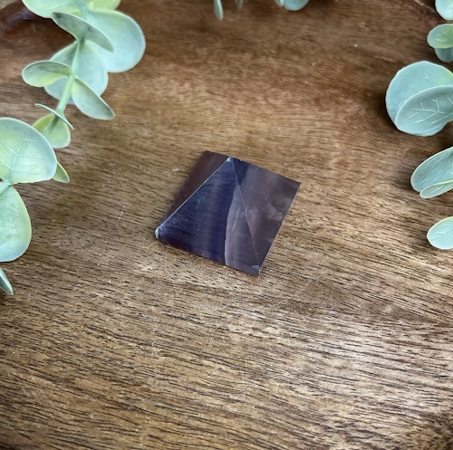 Fluorit Pyramid B