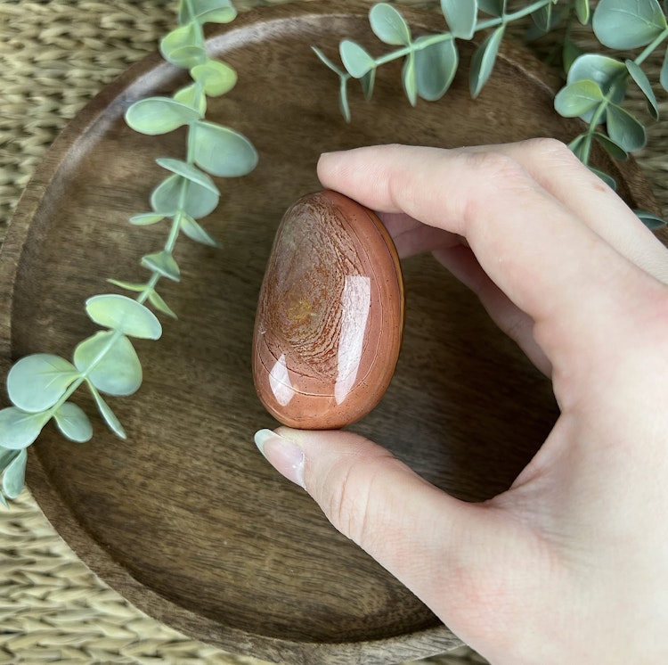 Polykromjaspis meditationssten (handsten) U