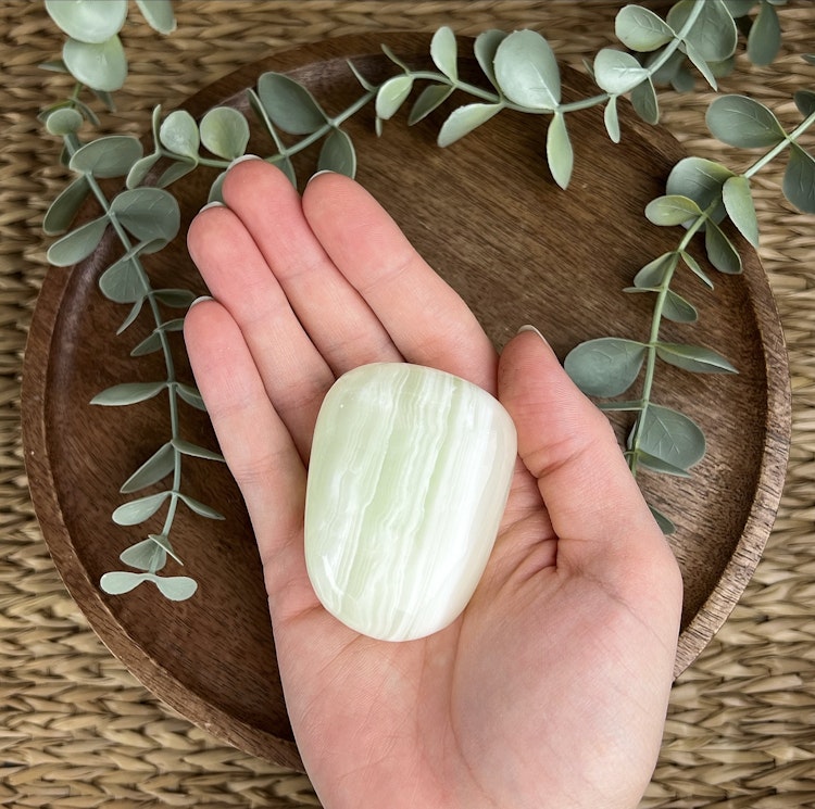 Grön kalcit meditationssten (handsten) A