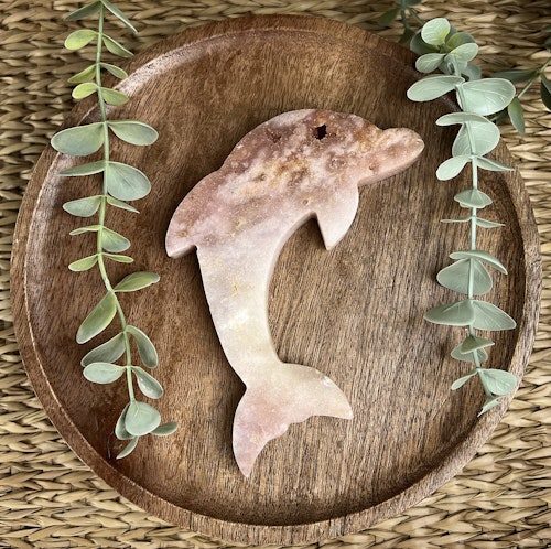 Rosa Ametist delfin carving B