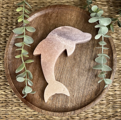 Rosa Ametist delfin carving C