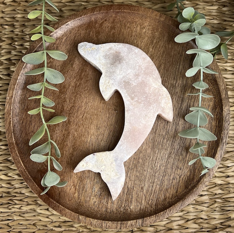 Rosa Ametist delfin carving E