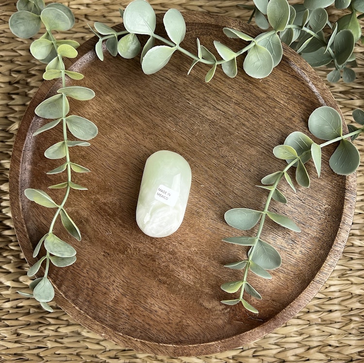Grön Kalcit meditationssten (handsten) K