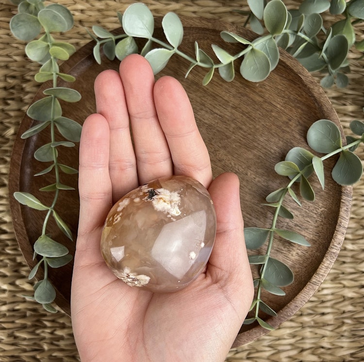 Blomsteragat meditationssten (handsten) A