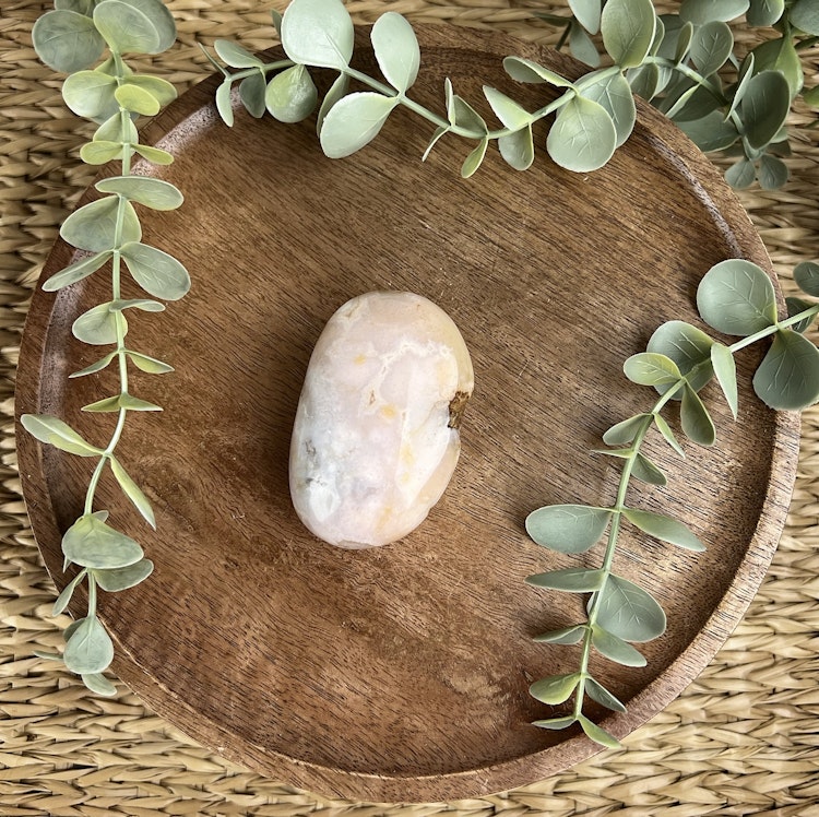Blomsteragat meditationssten (handsten) B