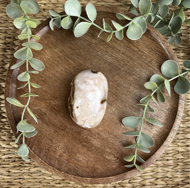 Blomsteragat meditationssten (handsten) B