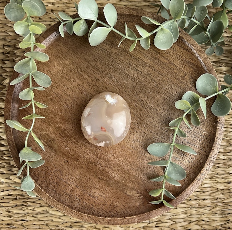 Blomsteragat meditationssten (handsten) H