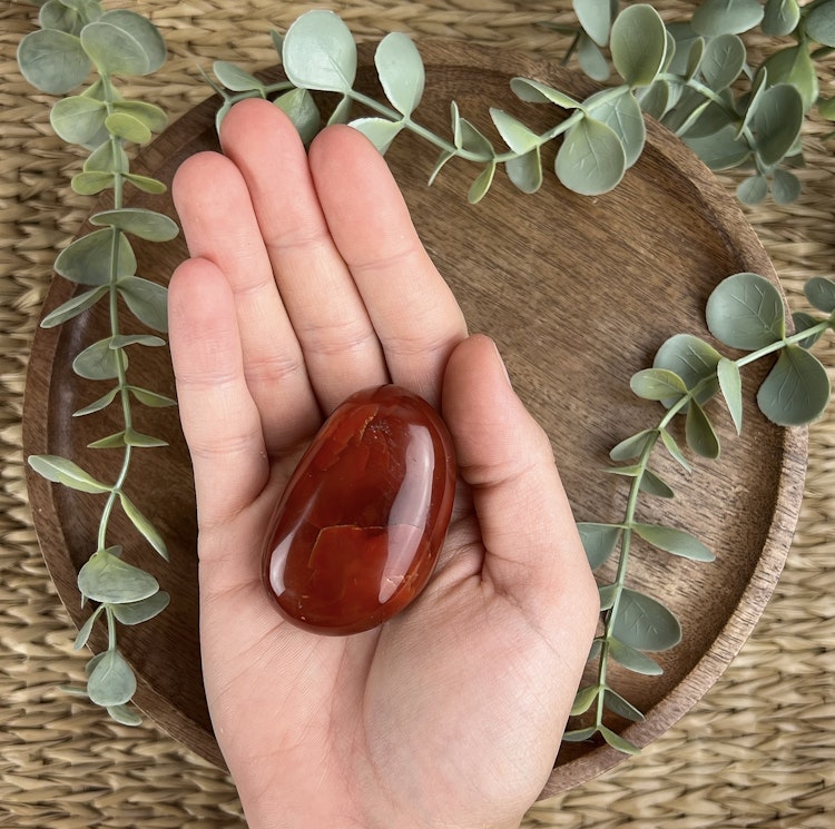 Karneol meditationssten (handsten) G