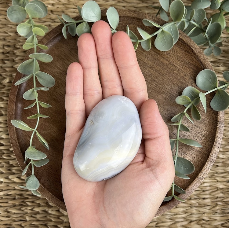 Agat medittionssten (handsten) A
