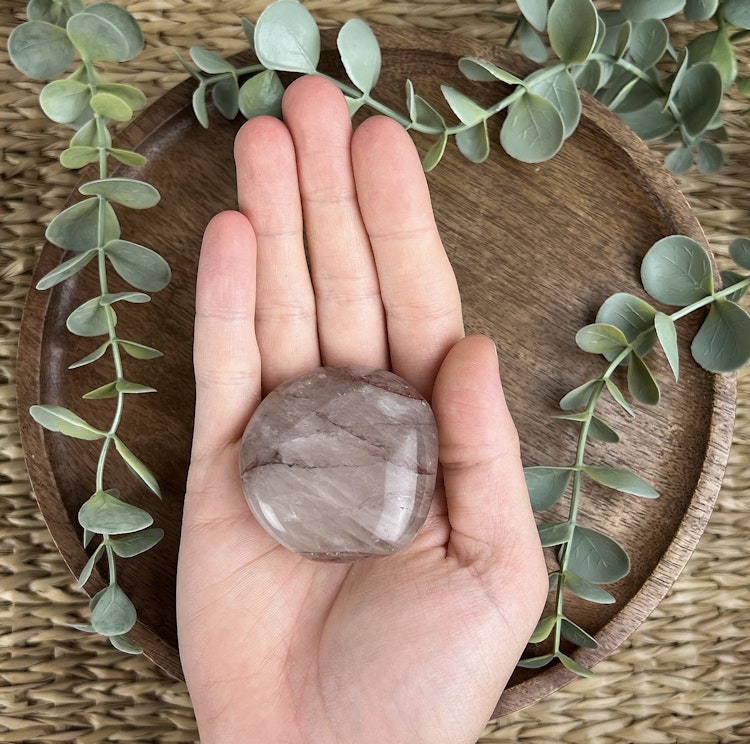 Eldkvarts (Röd Hematoidkvarts) meditationssten/handsten D