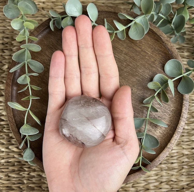 Eldkvarts (Röd Hematoidkvarts) meditationssten/handsten D