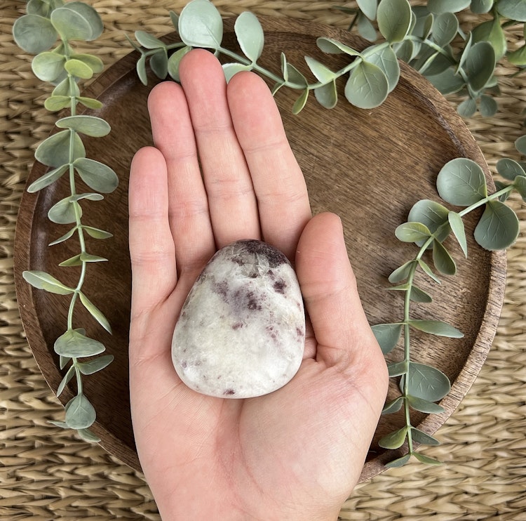 Pegmatit meditationssten (handsten) A
