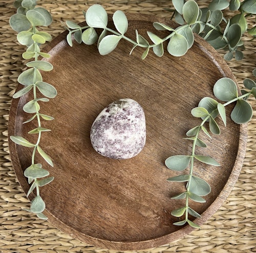 Pegmatit meditationssten (handsten) F