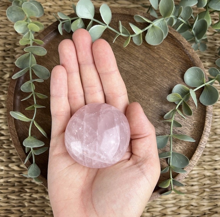 Rosenkvarts meditationssten (handsten) A