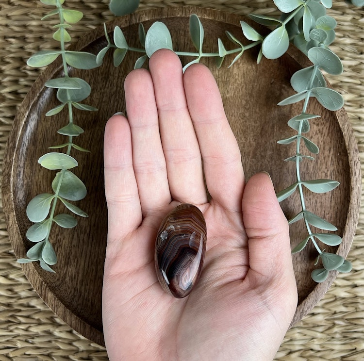 Sardonyx/bandad agat större trumlad B