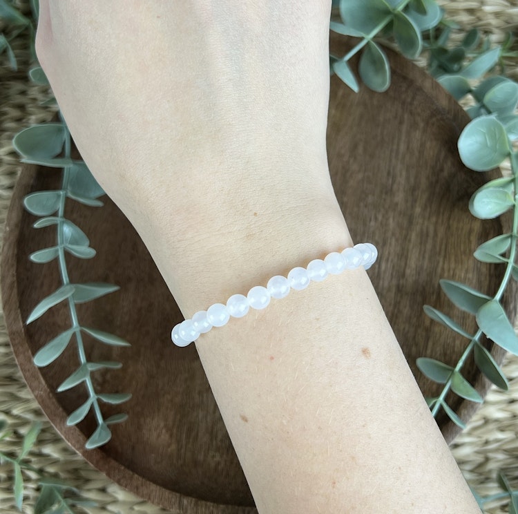 Stenarmband av Vit Agat (6 mm)