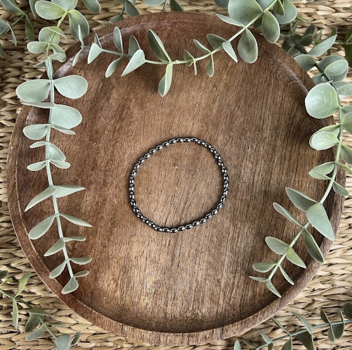Stenarmband av Hematit (oval)