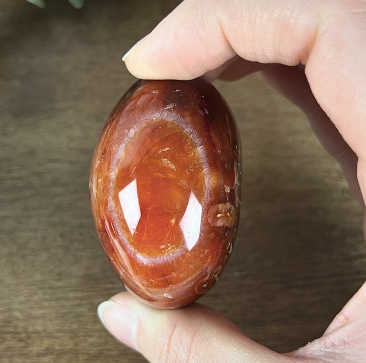Karneol meditationssten (handsten) A