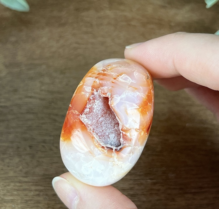 Karneol meditationssten (handsten) C